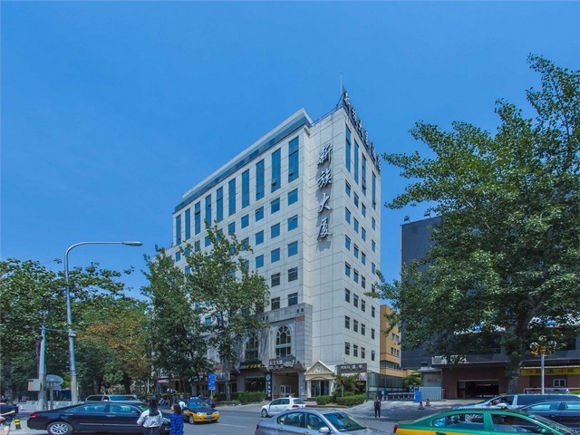 佛山本色背光发光字设计